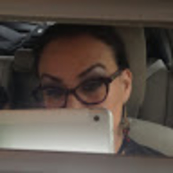 Meet your Posher, Donna - Picture 1 of 1